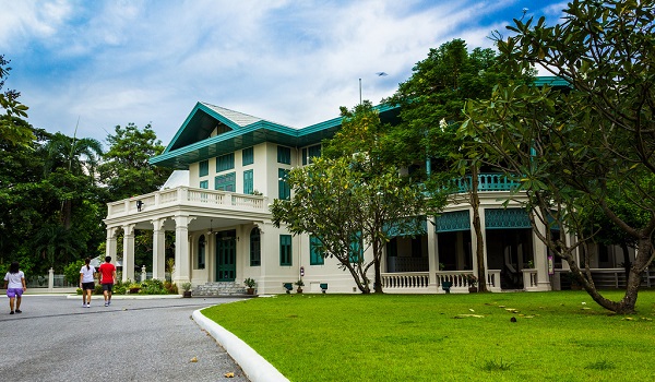 Cung điện Sanam Chandra Cung điện Sanam Chandra