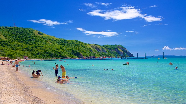 Biển Samae trên đảo Koh Larn