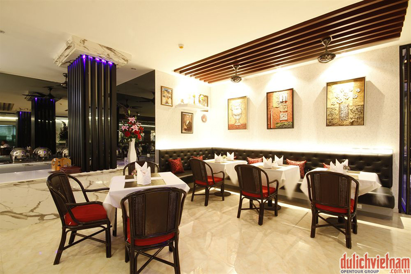 Nhà hàng sang trọng, mang tới nhiều món ăn hấp dẫn và đặc sắc