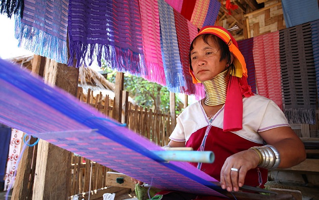bộ tộc Karen long