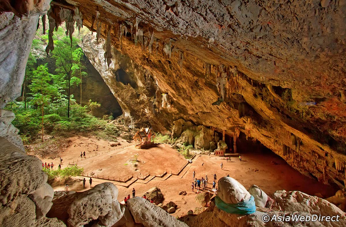 Hang động phraya Nakhon