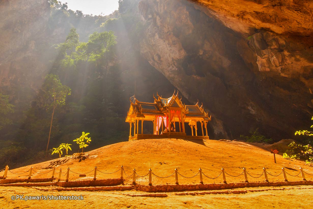 Hang động phraya Nakhon