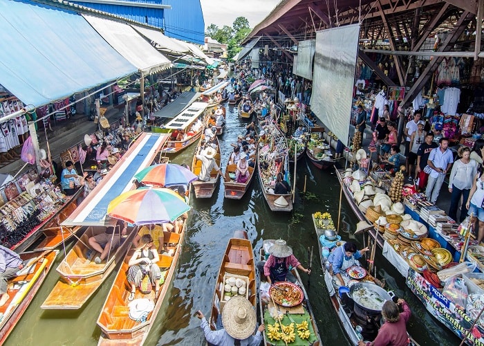 Chợ Nổi Bốn Mùa