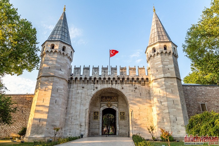 TOPKAPİ PALACE TOPKAPİ PALACE