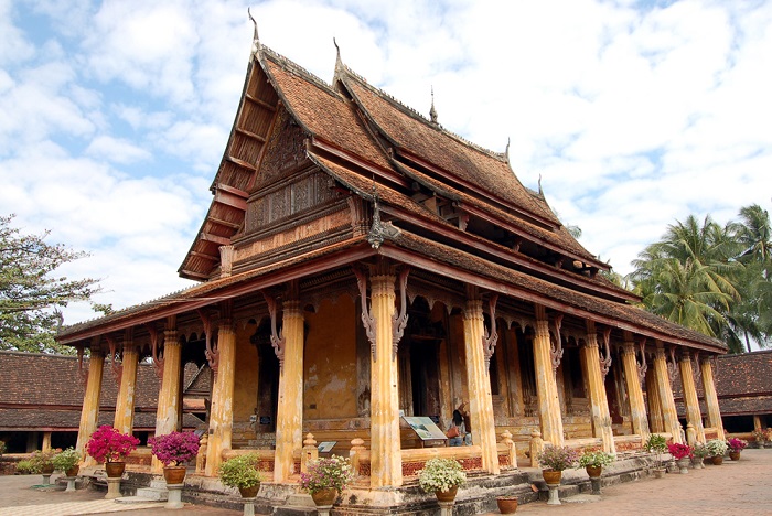 Ngôi Chùa Cổ Sisaket