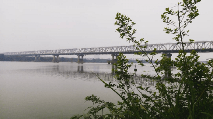 Cầu Chương Dương trên sông Hồng