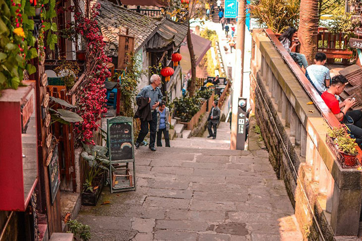 Du Lịch Trung Quốc: Hà Nội - Trùng Khánh - Thế Giới Băng Tuyết Kim Phật Sơn - Sở Thú Trùng Khánh - Ga Tàu Lý Tử Bá - Hồng Nhai Động - Trải Nghiệm Tắm Khoáng Nóng 4 Ngày Bay West Air