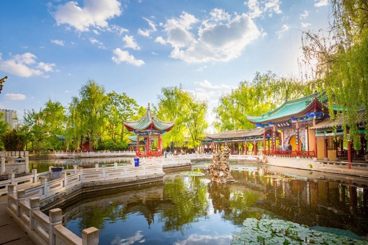 Du lịch Trung Quốc: Hà Nội - Hà Khẩu - Côn Minh - Kiệu Tử Sơn - Hồ Điền Trì - Đại Quan Lầu 4 Ngày đi Tàu cao tốc - Ô tô  