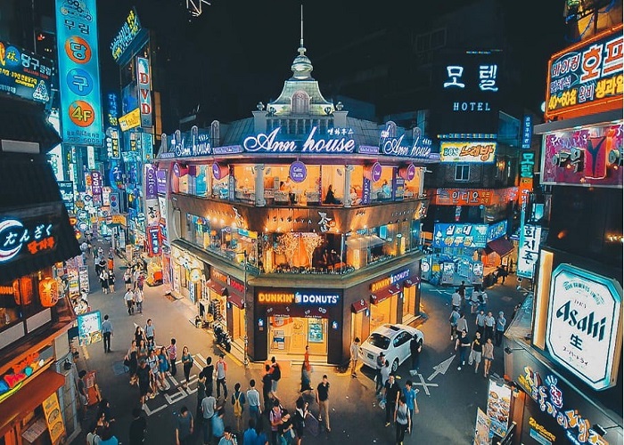 Khu phố đi bộ Myeongdong