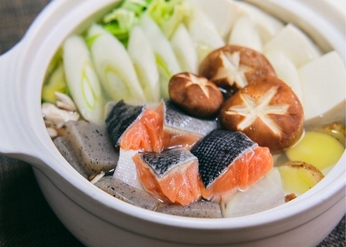 Lẩu cá hồi Ishikari 