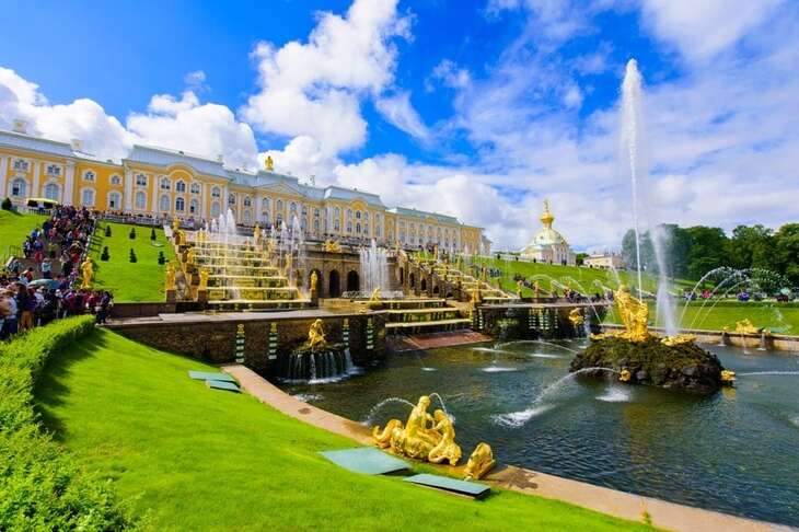 Liên Tuyến Nga - Dubai: Hà Nội - Matxcova - Sergiev Posad - St. Petersburg - Dubai 10 Ngày Bay Emirates Airlines