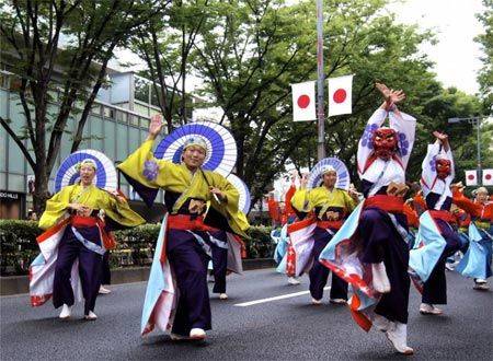 Những điệu múa hết sức điêu luyện Những điệu múa hết sức điêu luyện