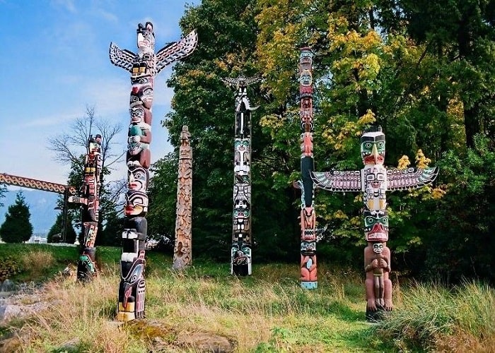 Cột Totem
