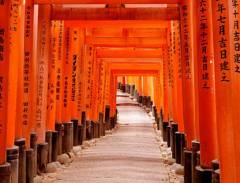 Đền Fushimi Inari-taisha cùng với vạn chiếc cổng thú vị và độc đáo