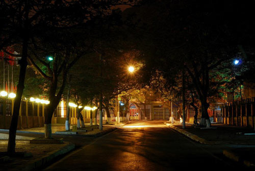 Tĩnh nặng Hạ Long