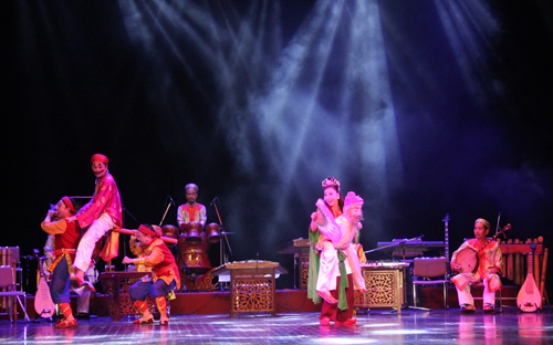 tour tham quan nhà hát lớn tour tham quan nhà hát lớn