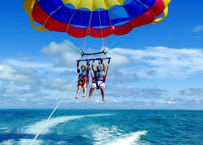 Tour du lịch Nha Trang 3N3Đ: Từ HCM - Nghỉ Dưỡng Nha Trang - Du Ngoạn Vịnh San Hô - Bến Du Thuyền Ana Marina, Ô tô