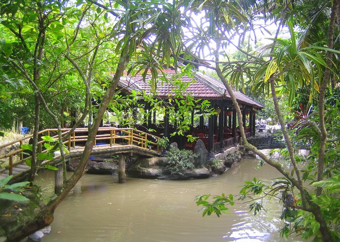 Du Lịch Cần Thơ: Chợ Nổi Cái Răng - Thiền Viện Trúc Lâm - Mỹ Khánh 1 Ngày