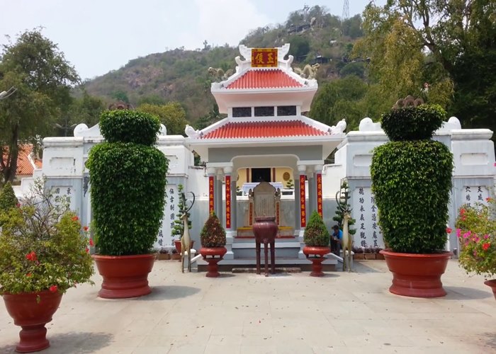 Tour Du Lịch Miền Tây 4N3Đ: Từ Hà Nội - Cần Thơ - Cao Lãnh - Châu Đốc - An Giang, Bay VN