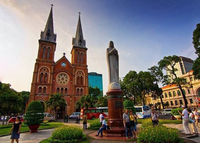 Du lịch Sài Gòn - Mỹ Tho - Bến Tre - Cao Đài Củ Chi 4 Ngày 3 Đêm
