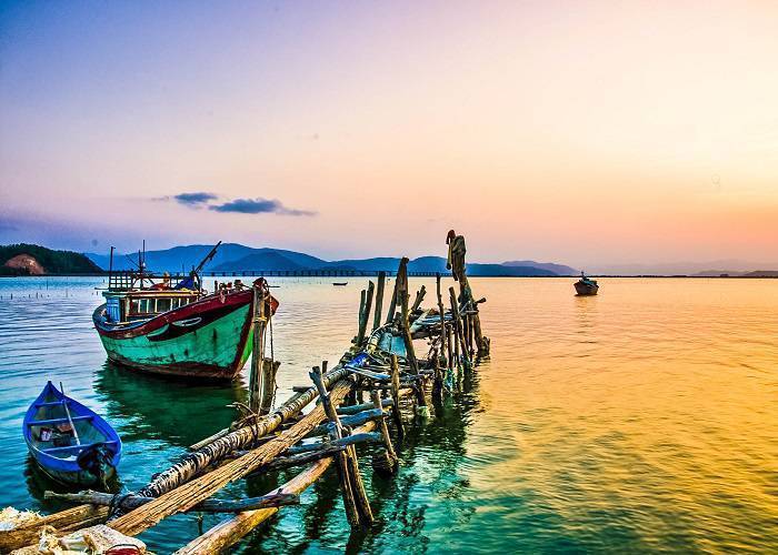 Du Lịch Phú Yên: Khám phá xứ sở hoa vàng trên cỏ xanh - Hòn đảo Điệp Sơn 3N4Đ bằng tàu hỏa