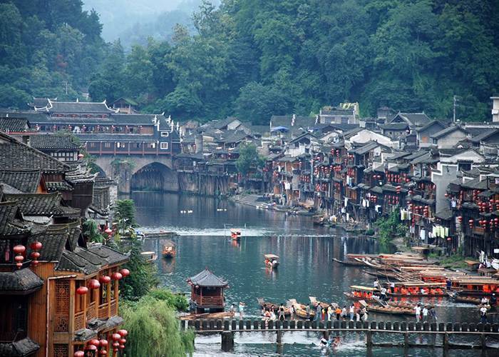 Du lịch Trung Quốc: HCM - Trương Gia Giới - Thành Cổ Phượng Hoàng 6 Ngày Bay Jetstar 