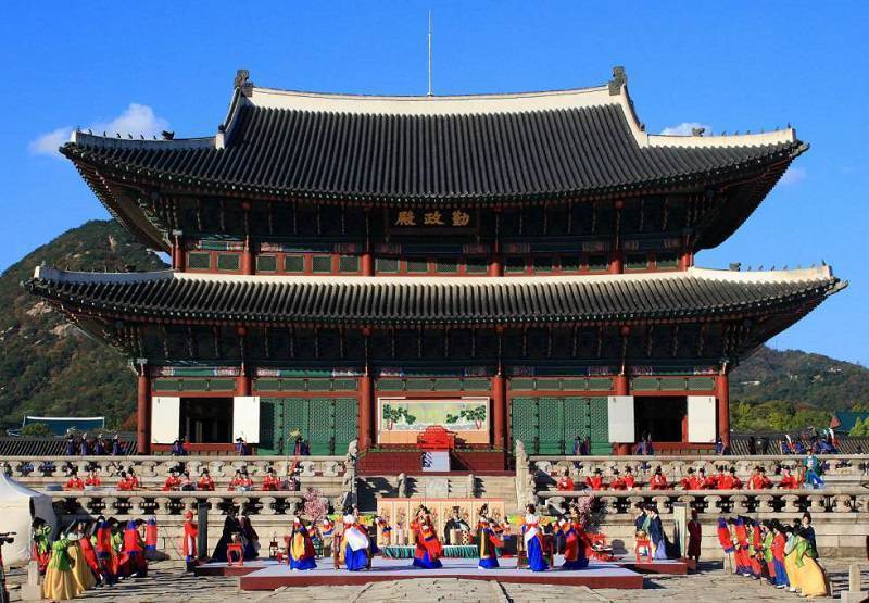 Du lịch Hàn Quốc: HCM - Seoul - Nami - Elysian Ski - Lotte World 5 Ngày, Bay Vietjet Air