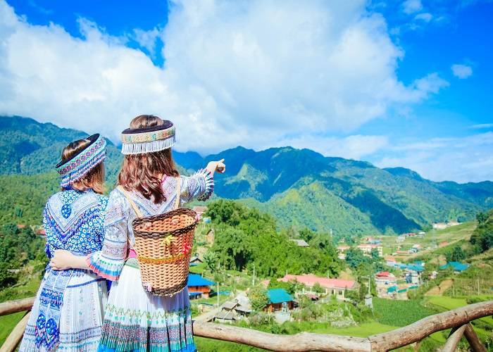 Đà Nẵng - Hà Nội - Sapa - Hàm Rồng - Thác Bạc - Bản Cát Cát 3N2Đ, VMB + Xe Ôtô