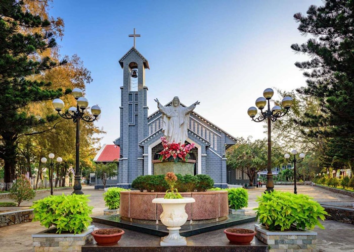 Du lịch Tây Nguyên: Sài Gòn - Đắk Lắk - Pleiku - Gia Lai 4 Ngày 