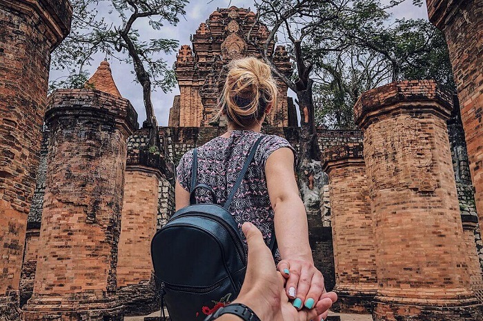 Tour du lịch Nha Trang 3N3Đ: Từ HCM - Nghỉ Dưỡng Nha Trang - Du Ngoạn Vịnh San Hô - Bến Du Thuyền Ana Marina, Ô tô