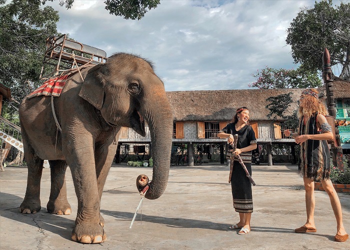 Du Lịch Tây Nguyên: Hà Nội - Buôn Mê Thuột - Kontum - Pleiku 4 Ngày, Bay Vietnam Airlines + Ô tô