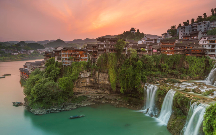Du Lịch Trung Quốc: Hà Nội - Nam Ninh - Liễu Châu - Trương Gia Giới - Thiên Môn Sơn - Phượng Hoàng - Phù Dung Trấn 6 Ngày 5 Đêm Đường Bộ 