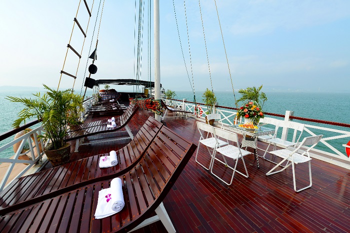 Tour du thuyền Hạ Long: Hà Nội - Hạ Long 2N1Đ + Du thuyền Le Journey 4*