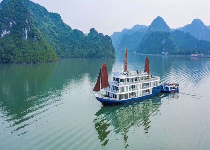 Tour du thuyền Hạ Long: Hà Nội - Hạ Long 2N1Đ + Du thuyền Le Journey 4*