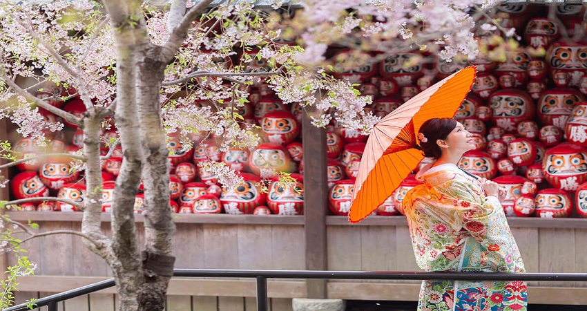 Tour du lịch Nhật Bản 5 ngày 4 đêm: HCM - Kobe - Kyoto - Osaka - Izumisano, Bay Vietnam Airlines + KS 3,4*