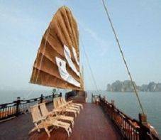 Tour du thuyền Hạ Long: Du thuyền Hạ Long Bhaya 2 Ngày