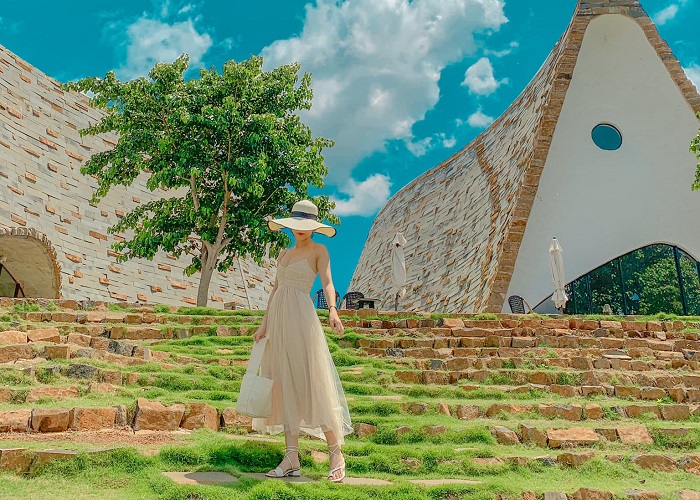Du Lịch Tây Nguyên: Hà Nội - Buôn Mê Thuột - Kontum - Pleiku 4 Ngày, Bay Vietnam Airlines + Ô tô