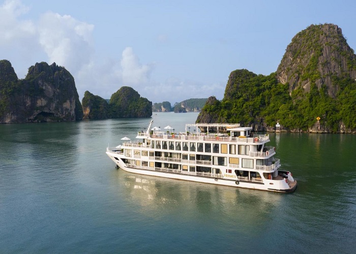 Tour du thuyền Hạ Long: Hà Nội - Hạ Long + Du thuyền Hermes Cruises 2N1Đ