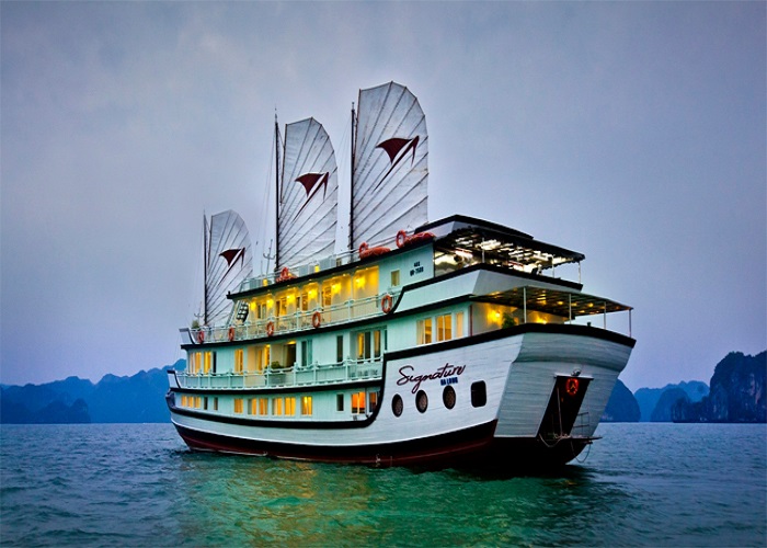 Tour du thuyền 5* Signature Cruise 2N1Đ ngủ đêm trên Vịnh Hạ Long