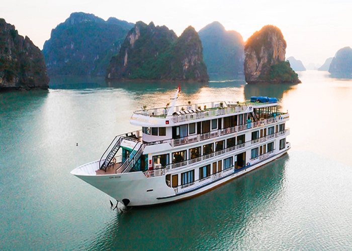 Tour du thuyền 5* Aquamarine 2N1Đ ngủ đêm trên Vịnh Hạ Long