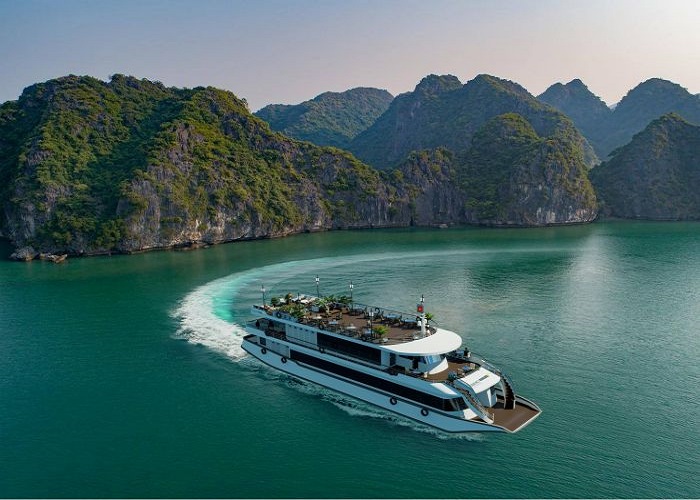 Tour du thuyền 5* V-Dream 1N thăm Vịnh Hạ Long
