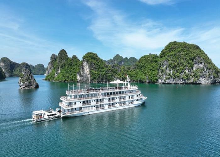 Tour du thuyền 5* Paradise Grand 2N1Đ ngủ đêm trên Vịnh Hạ Long