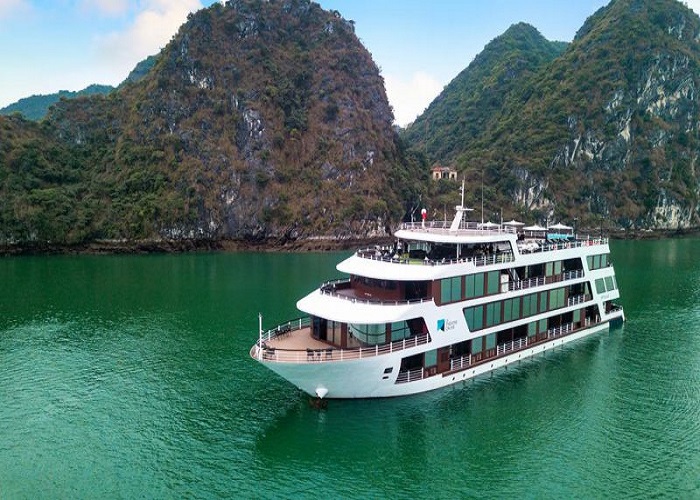 Tour du thuyền 5* Le Theatre 2N1Đ ngủ đêm trên Vịnh Hạ Long