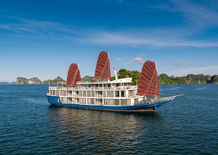 Tour du thuyền 5* Verdure Lotus Luxury 2N1Đ ngủ đêm trên Vịnh Hạ Long