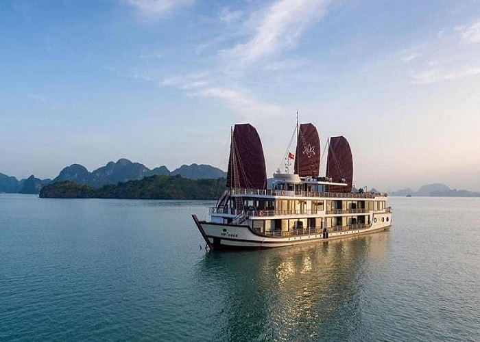 Tour du thuyền 5* Orchid Trendy 2N1Đ ngủ đêm trên Vịnh Hạ Long