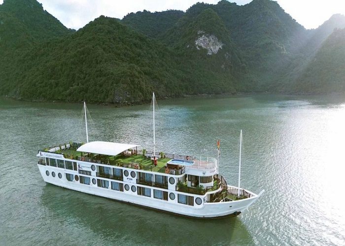 Tour du thuyền 4* Calypso 2N1Đ ngủ đêm trên Vịnh Hạ Long