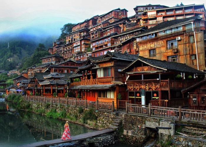 Tour Trung Quốc 6N5Đ: Từ HCM - Trùng Khánh - Qúy Châu, Bay Air China + KS 4*