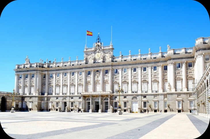 Hành Trình Liên Lục Địa Âu Phi 2026: Barcelona - Zaragoza - Madrid - Fatima - Lisbon - Seville - Tarifa - Gibraltar - Tangier - Chefchaouen - Fes - Merzouga - Ouarzazate - Marrakech 14 Ngày Bay Turkish Airlines